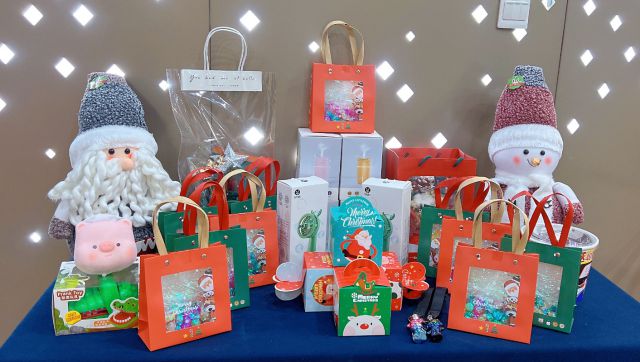 中景&ldquo;平安圣誕游戲&rdquo;派對&mdash;&mdash;濃濃集團情 暖暖員工心